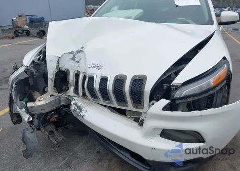 2014 Jeep Cherokee Latitude z USA, uszkodzony, nr VIN 1C4PJLCB2EW313890